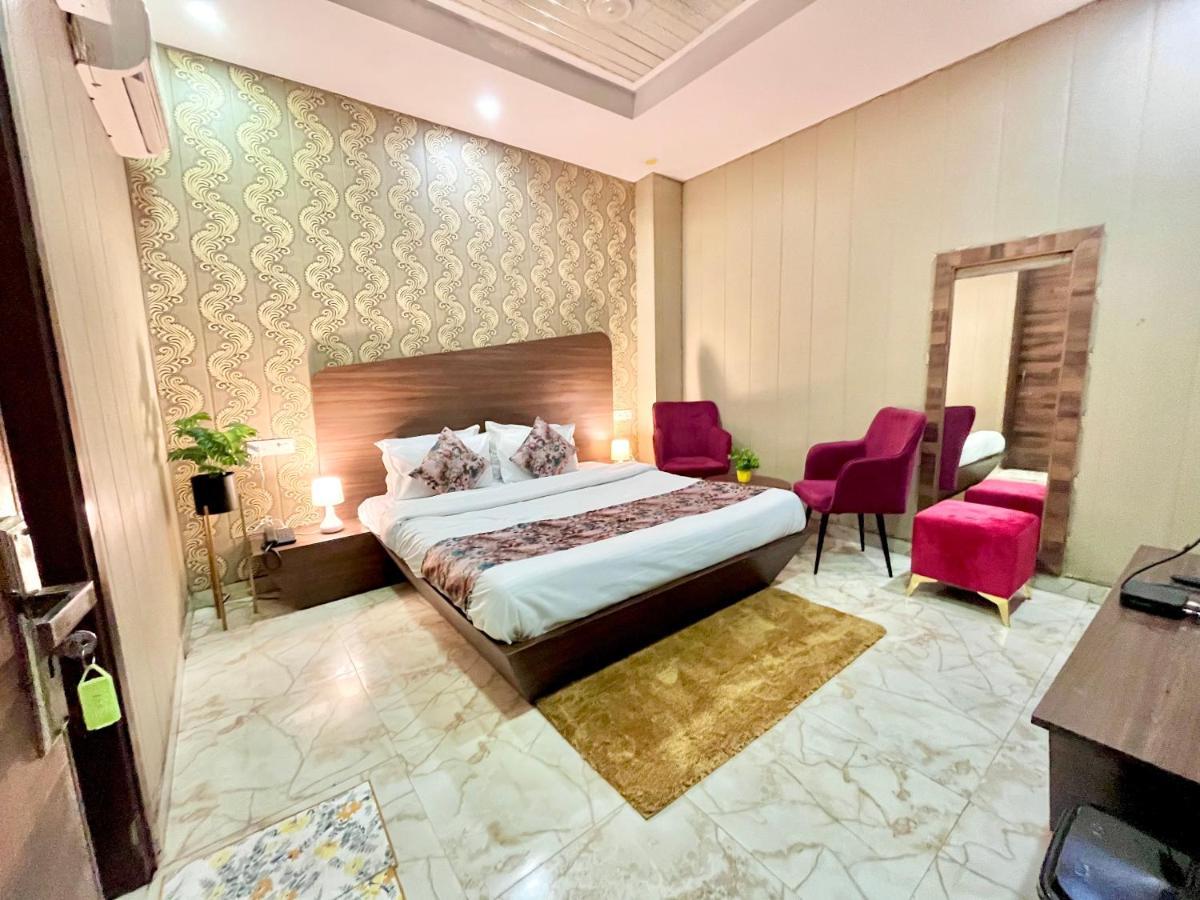 Hotel Pearl Grand, Zirakpur - Top Rated & Most Awarded Property In Tricity Chandigarh Exterior photo
