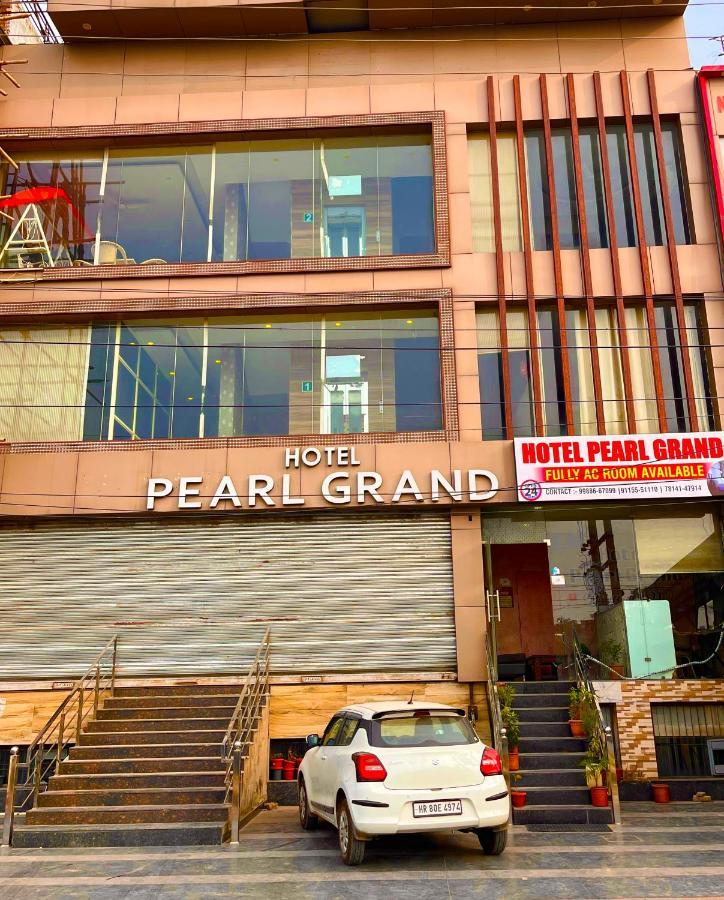Hotel Pearl Grand, Zirakpur - Top Rated & Most Awarded Property In Tricity Chandigarh Exterior photo